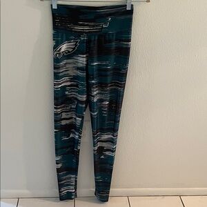 EAGLES NFL Team Apparel Teal and Black Leggings with logo women’s M NWOT